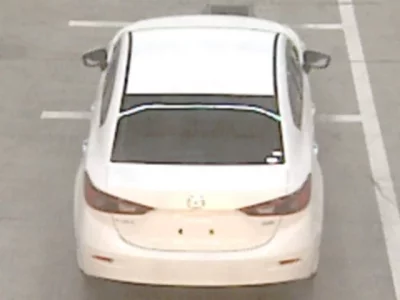 Mazda AXELA  с аукциона в Японии