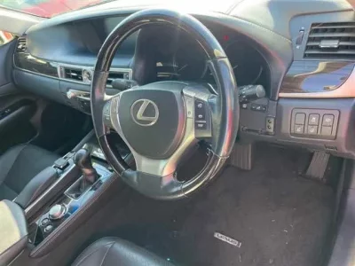 Lexus GS  с аукциона в Японии