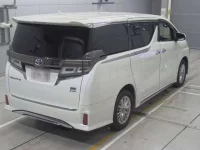 Toyota VELLFIRE лот № 30182 оценка 4.5  с аукциона в Японии 1