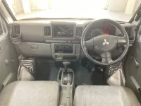 Mitsubishi MINICAB VAN лот № 3324 оценка R  с аукциона в Японии 2