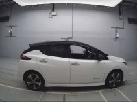 Nissan LEAF лот № 36361 оценка 4.5  с аукциона в Японии 2