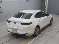 Mazda MAZDA3 лот № 36367 оценка 4.5  с аукциона в Японии 1