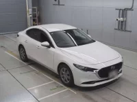 Mazda MAZDA3 лот № 36367 оценка 4.5  с аукциона в Японии 4