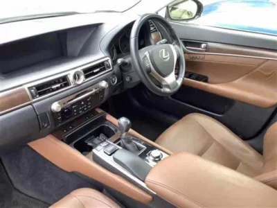 Lexus GS  с аукциона в Японии