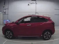 Honda VEZEL лот № 30194 оценка 4.5  с аукциона в Японии 3