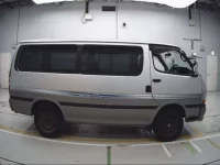 Toyota HIACE VAN лот № 90398 оценка 3  с аукциона в Японии 2