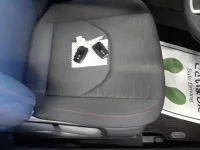 Toyota COROLLA SPORT лот № 30195 оценка 3.5  с аукциона в Японии 7