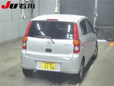 Daihatsu MIRA  с аукциона в Японии