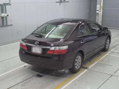 Toyota PREMIO  с аукциона в Японии