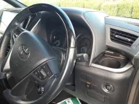 Toyota VELLFIRE лот № 30212 оценка 4  с аукциона в Японии 6