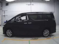 Toyota VELLFIRE лот № 30212 оценка 4  с аукциона в Японии 3
