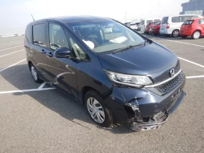 Honda FREED  с аукциона в Японии