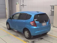 Honda FIT лот № 30220 оценка 3.5  с аукциона в Японии 5