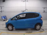 Honda FIT лот № 30220 оценка 3.5  с аукциона в Японии 3