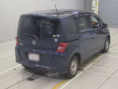 Honda FREED  с аукциона в Японии