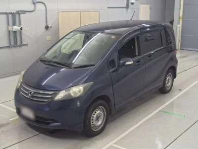 Honda FREED  с аукциона в Японии