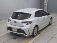 Toyota COROLLA SPORT лот № 30228 оценка 4.5  с аукциона в Японии 1