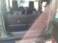 Suzuki JIMNY SIERRA лот № 36408 оценка 3.5  с аукциона в Японии 9