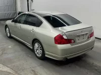 Nissan FUGA лот № 85018 оценка 3.5  с аукциона в Японии 1