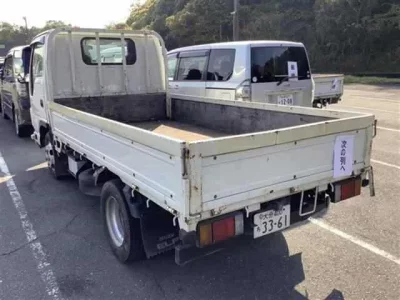 Isuzu ELF  с аукциона в Японии