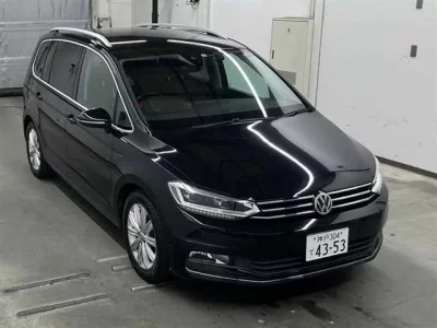 Volkswagen GOLF TOURAN
