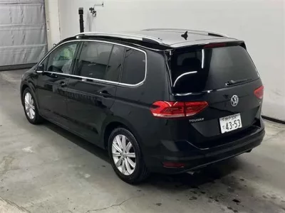 Volkswagen GOLF TOURAN