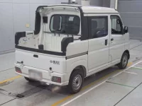 Daihatsu HIJET VAN лот № 3104 оценка 5  с аукциона в Японии 1