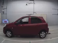 Nissan MARCH лот № 30247 оценка 4.5  с аукциона в Японии 3