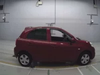 Nissan MARCH лот № 30247 оценка 4.5  с аукциона в Японии 2
