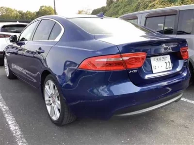 Jaguar XE