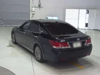 Toyota CROWN лот № 30266 оценка 3.5  с аукциона в Японии 5