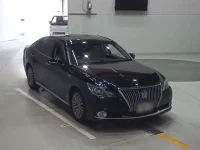 Toyota CROWN лот № 30266 оценка 3.5  с аукциона в Японии 4