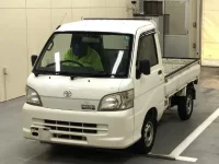 Toyota PIXIS TRUCK лот № 6135 оценка R  с аукциона в Японии 2