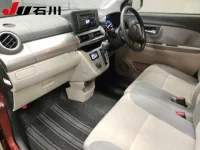 Daihatsu Cast лот № 3008 оценка 4.5  с аукциона в Японии 3