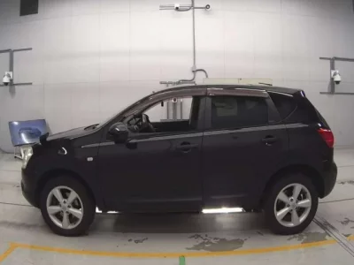 Nissan DUALIS  с аукциона в Японии