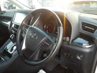 Toyota ALPHARD лот № 30275 оценка RA  с аукциона в Японии 6