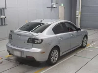 Mazda AXELA лот № 90528 оценка 3.5  с аукциона в Японии 1