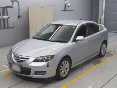 Mazda AXELA  с аукциона в Японии