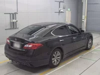 Nissan FUGA лот № 90539 оценка 4  с аукциона в Японии 1