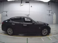 Nissan FUGA лот № 90539 оценка 4  с аукциона в Японии 2