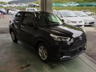 Toyota RAIZE  с аукциона в Японии