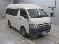 Toyota HIACE VAN лот № 30287 оценка 3.5  с аукциона в Японии 4