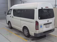 Toyota HIACE VAN лот № 30287 оценка 3.5  с аукциона в Японии 5