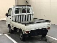 Subaru SAMBAR лот № 4068 оценка 3  с аукциона в Японии 1