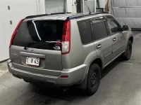 Nissan X-TRAIL лот № 85073 оценка 3.5  с аукциона в Японии 4