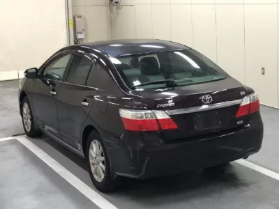 Toyota PREMIO  с аукциона в Японии