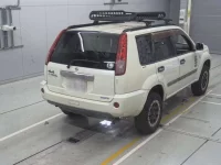 Nissan X-TRAIL лот № 30303 оценка 3.5  с аукциона в Японии 1