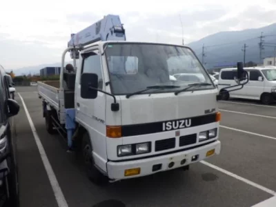 Isuzu ELF  с аукциона в Японии