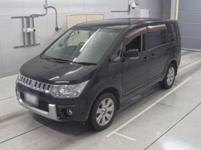 Mitsubishi DELICA D5  с аукциона в Японии