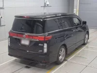 Nissan ELGRAND лот № 33412 оценка 3.5  с аукциона в Японии 1